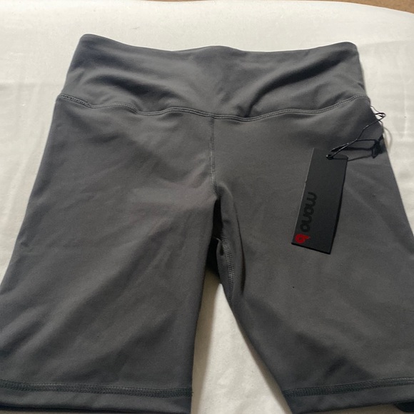 Gray sport shorts - Picture 1 of 2